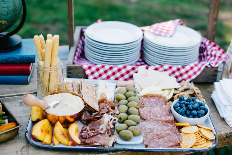 How to Choose the Best School Party Food for Your Event.