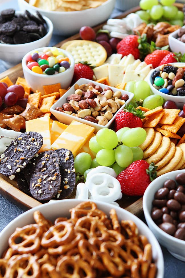 Easy Party Food List Ideas: Simple Snacks for Any Gathering!