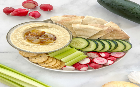 What are the best housewarming party food ideas for a crowd? These dishes are perfect and easy to make.