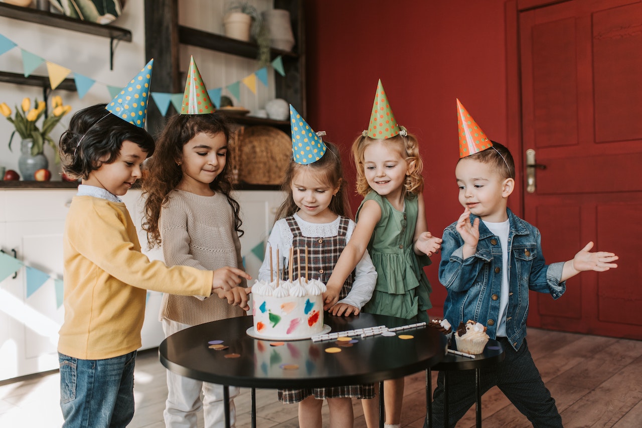 How can you host a stress free gluten free birthday party? (Follow this simple checklist)