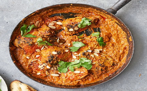 Which quick and easy chicken tikka masala recipe is best? Try ours for a perfect family meal tonight!