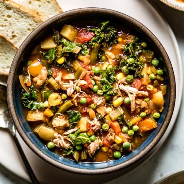 Looking for the best quick and easy homemade vegetable soup? This simple guide makes it foolproof.