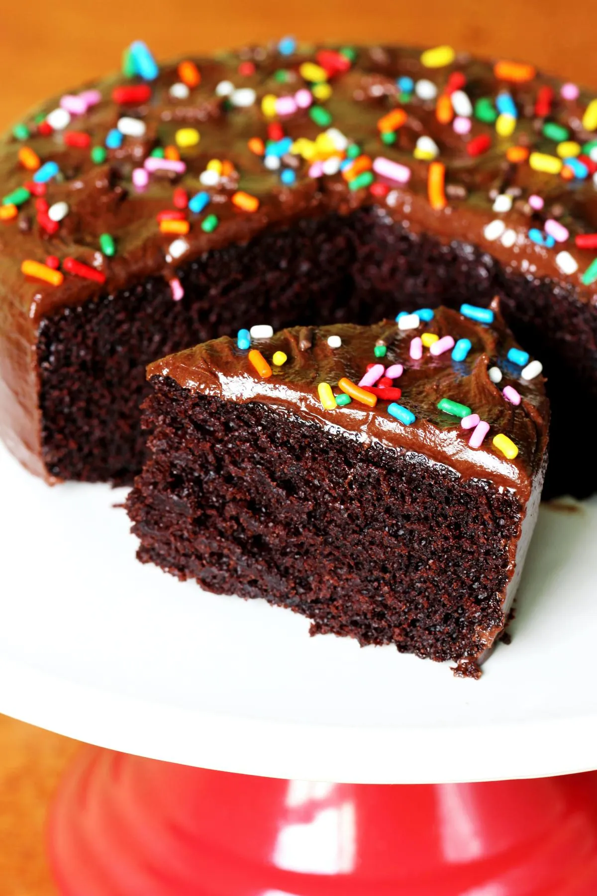 How to make quick and easy eggless cake recipes? Follow our simple steps for a perfect, moist cake every single time!