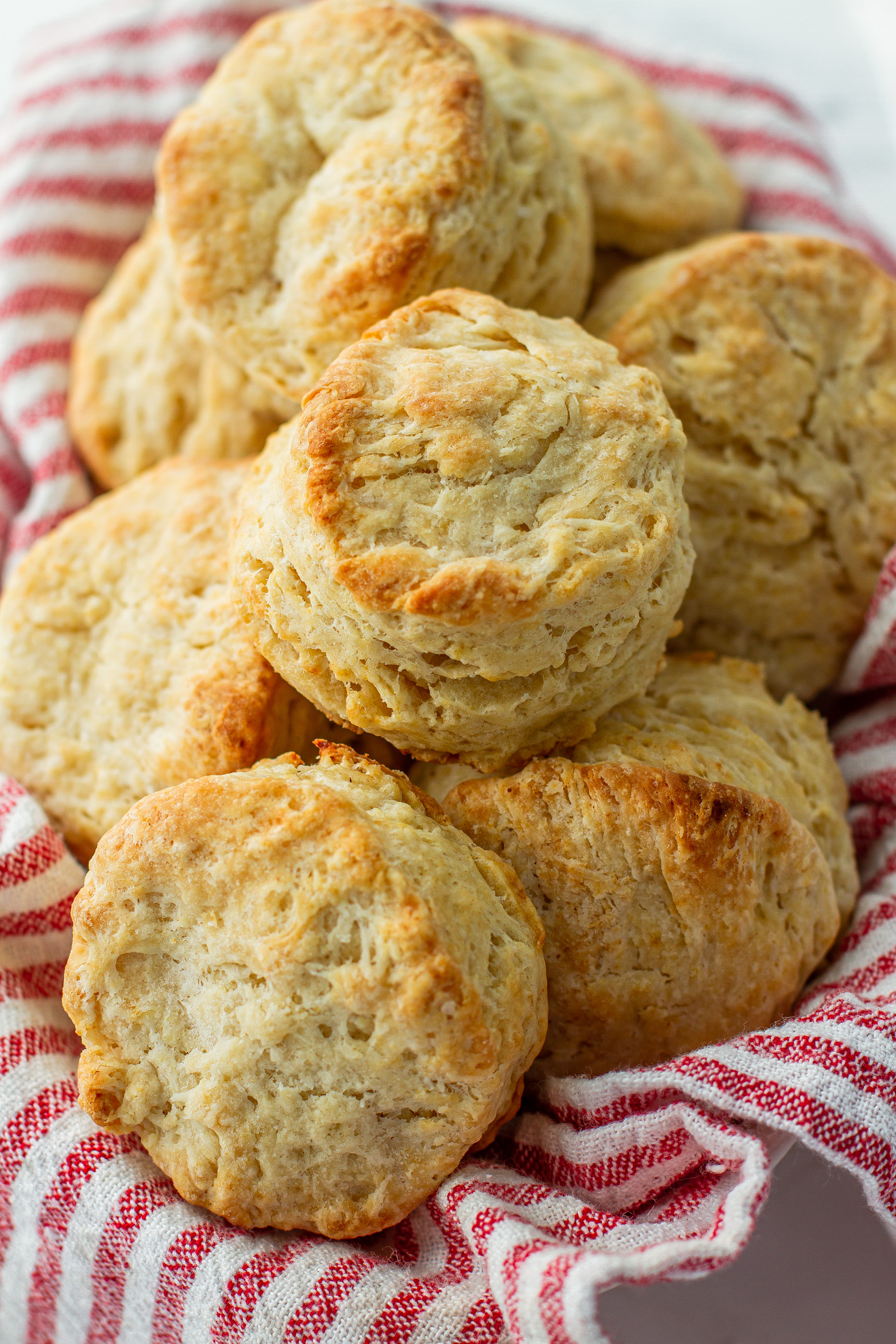 Making Perfect Quick and Easy Biscuits Is Simple! Use These Pro Tips for Delicious Homemade Goodness.
