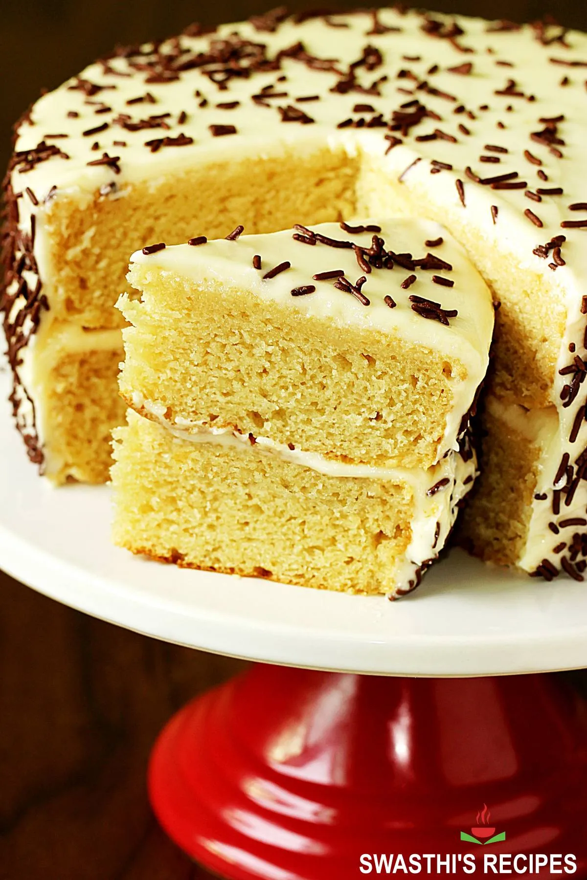 How to make quick and easy eggless cake recipes? Follow our simple steps for a perfect, moist cake every single time!