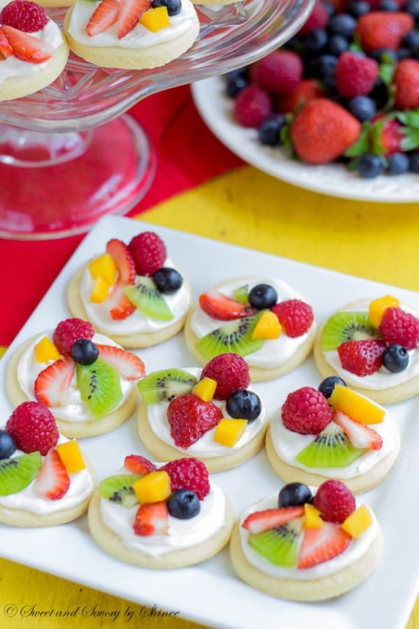 Looking for simple 2 year old birthday party food? Try these delicious and safe ideas for little guests!