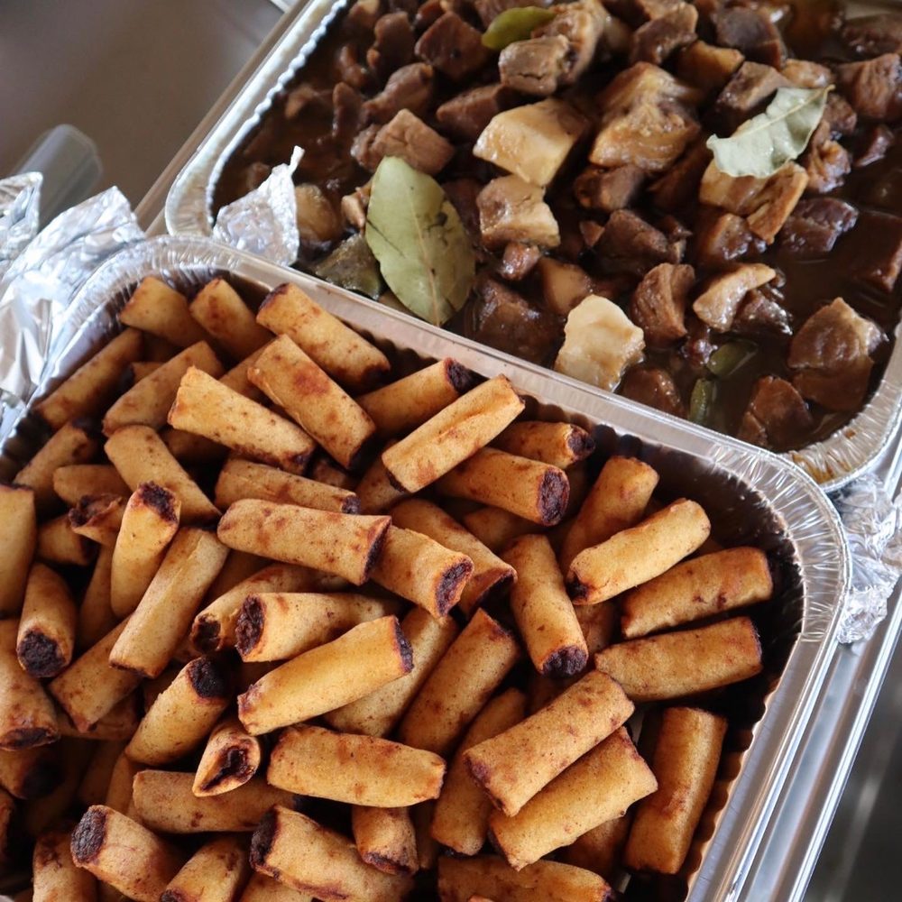 Whats the best party pack food near me for a crowd? Discover our favorite choices for groups!