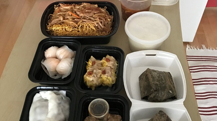 When is the best time to eat at Dim Sum King Toronto? Find out the perfect time to visit and avoid crowds.