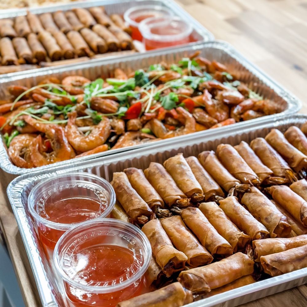 Whats the best party pack food near me for a crowd? Discover our favorite choices for groups!