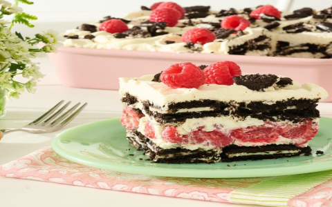 Craving cake but no eggs? Try these quick and easy cake recipes without eggs! Delicious options you can make fast.