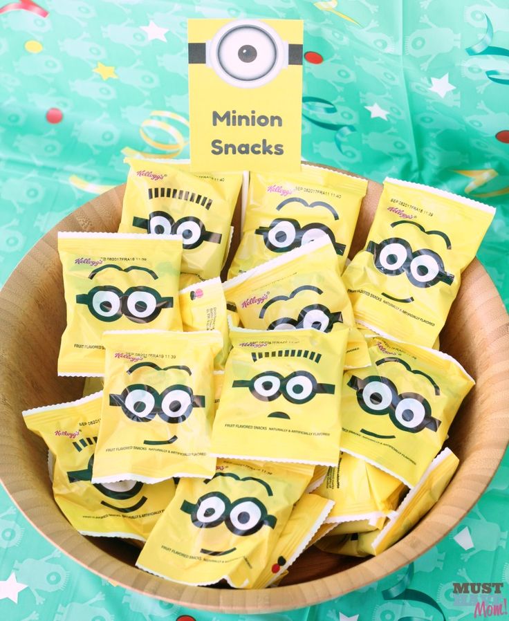 Where find free printable minion party food labels? Download these awesome templates for your party now!