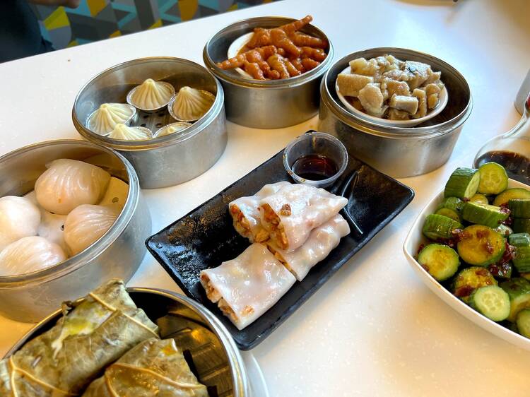 Which restaurants have amazing dim sum la? We list the must visit places for your next yummy meal.