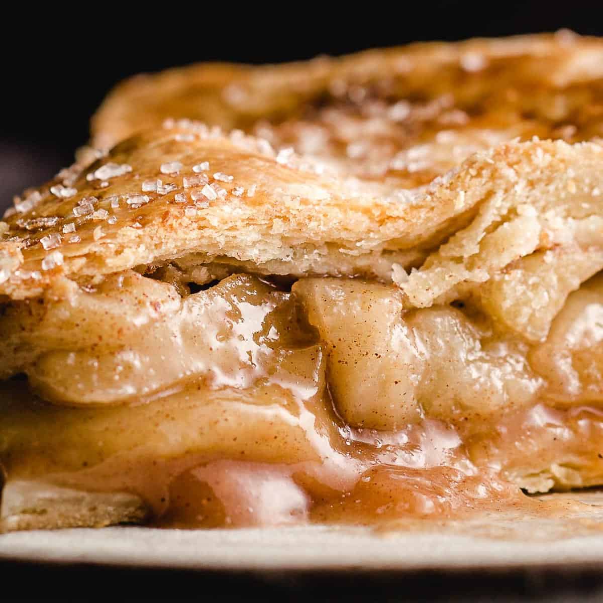 What Makes This Quick and Easy Apple Pie Recipe the Best? It Only Takes Minutes to Prepare!