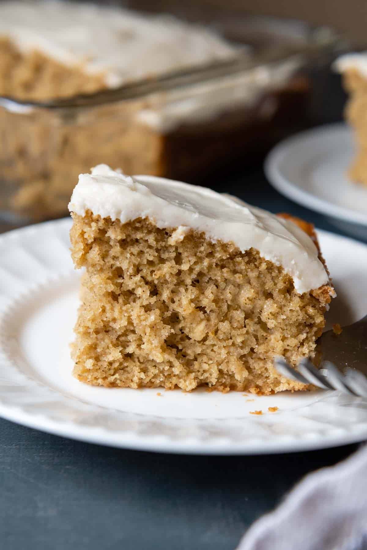 How to make easy gluten free cake recipes using oat flour? Follow our steps for a perfect bake!