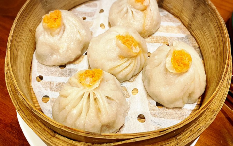 What are the best dim sum vegetables to order? Discover our top healthy and yummy picks now!