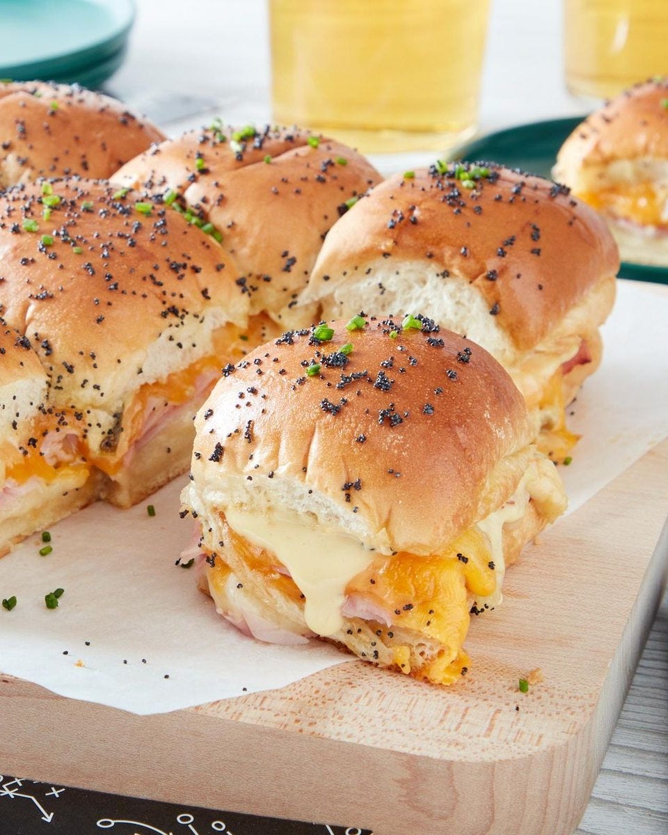 Making quick and easy sandwiches is so simple! Here are some tasty ideas that everyone in your family will love.