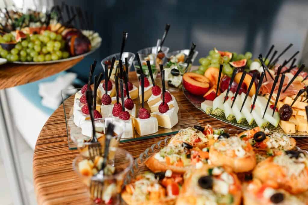 Need awesome bachelorette party finger foods? Find quick recipes for an unforgettable last fling party menu.