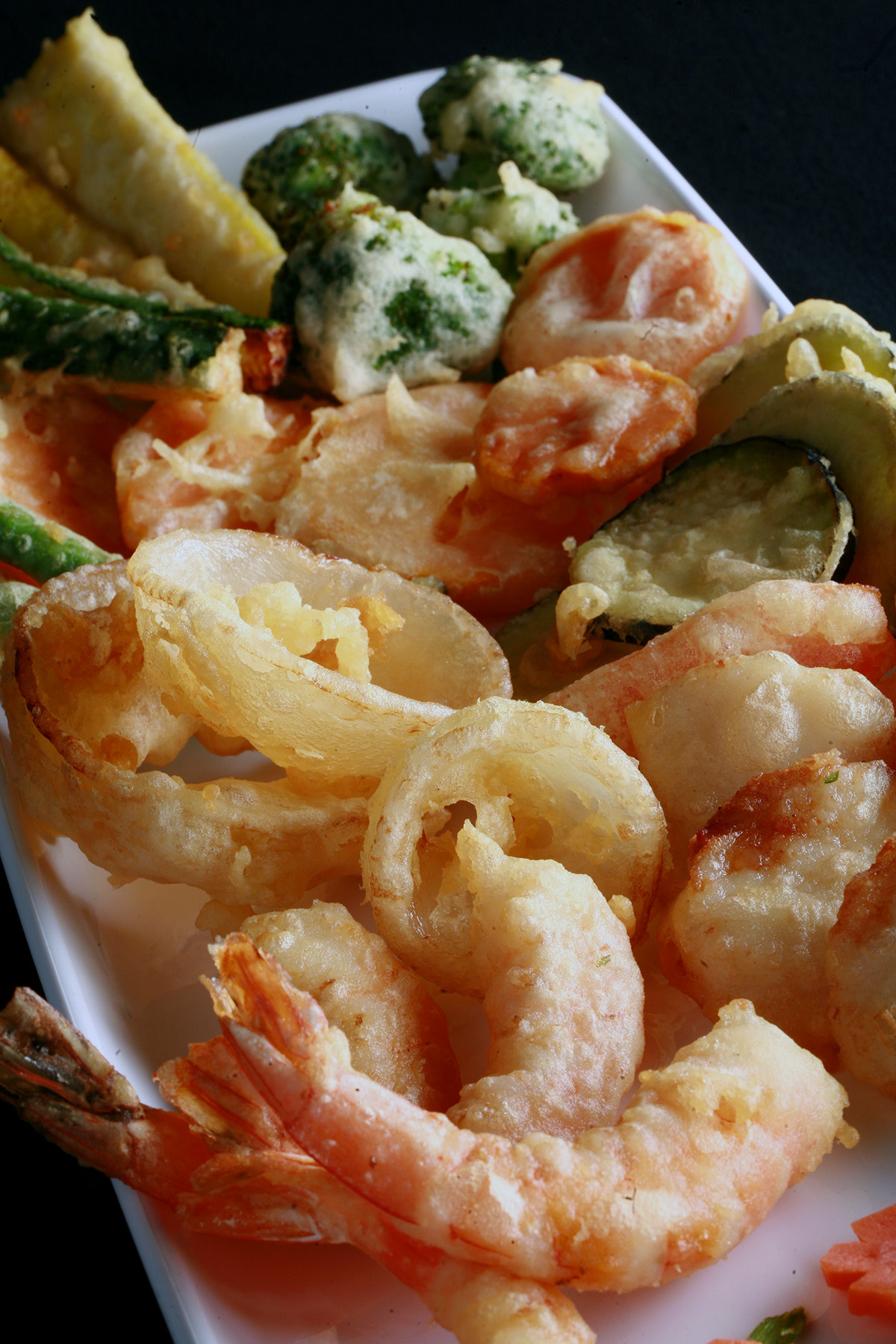 Why is gluten free tempura batter with cornstarch so good? (It makes your tempura light and crunchy!)