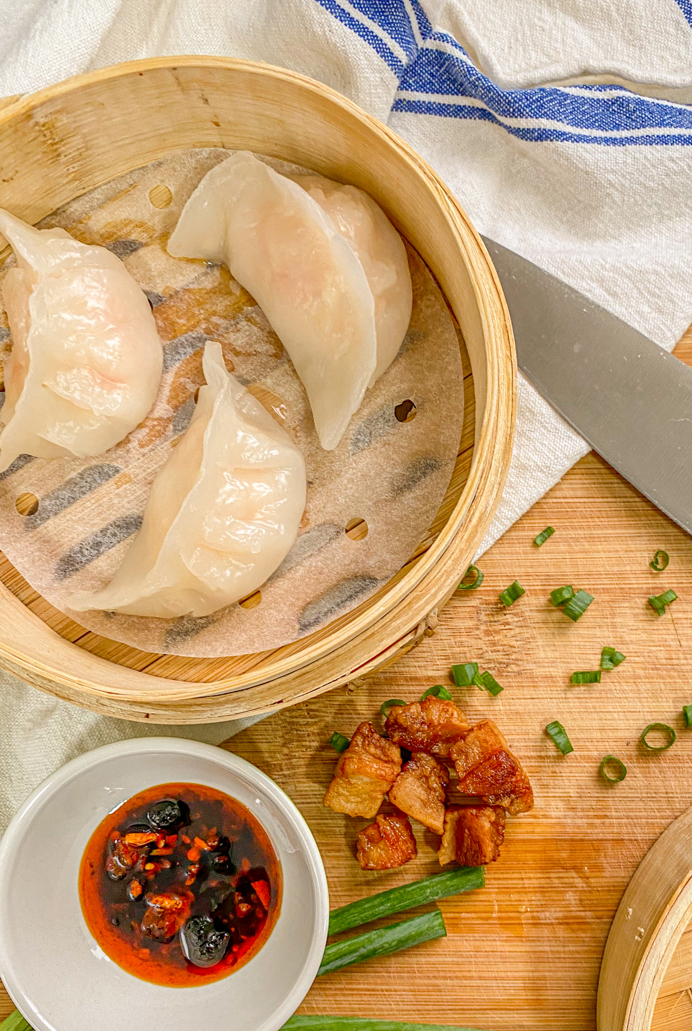 How do you fold dim sum shrimp dumpling perfectly like a pro? (Get that beautiful, classic har gow shape with these easy tips!)